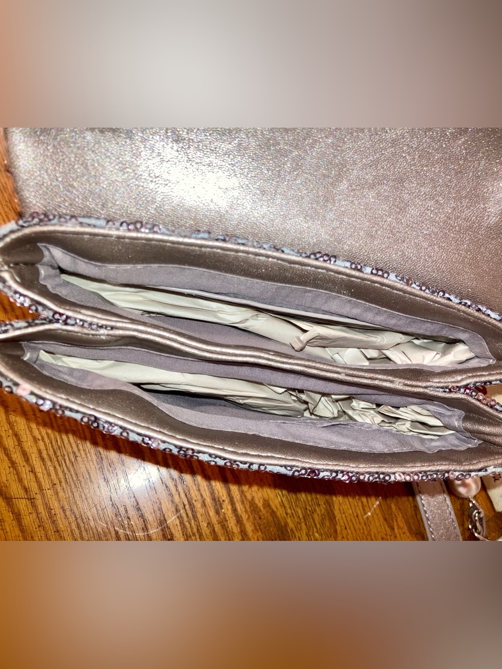 Badgley Mischka Silver Sequin Crossbody Bag w/ Chain & pearl Strap MSRP $129 - Picture 9 of 9